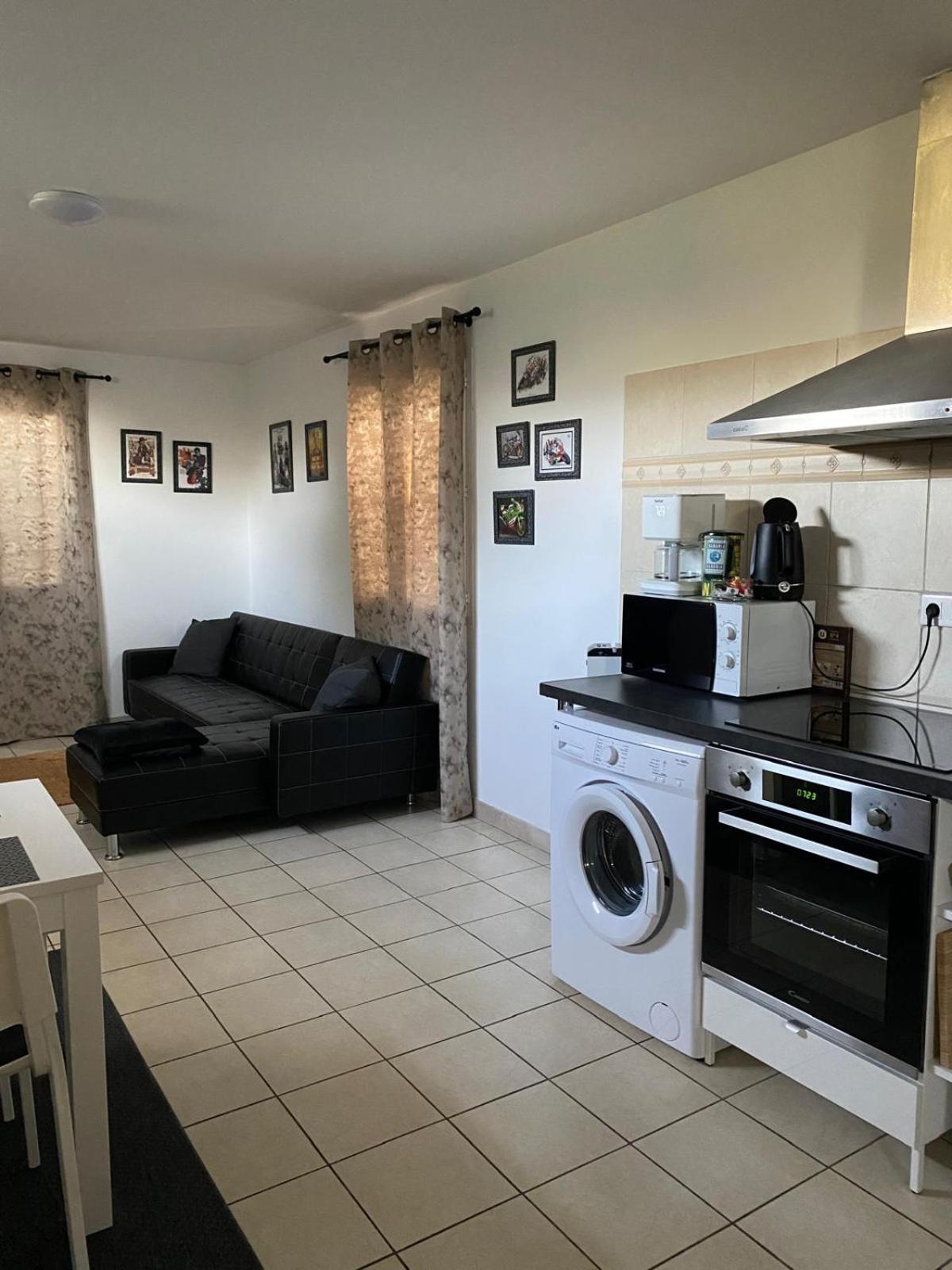 Agreable Rez De Jardin Avec Piscine Et Jacuzzi Lejlighed Cervione Eksteriør billede